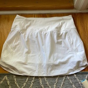 Athleta run with it skort